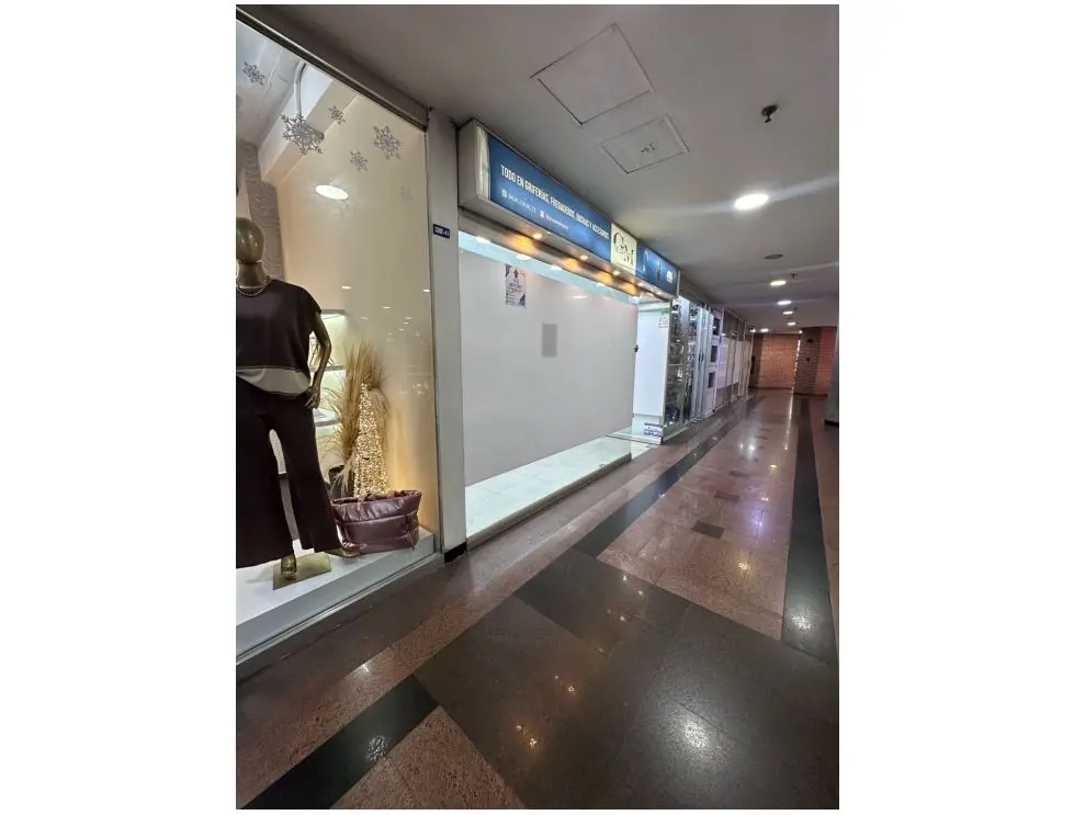 Alquilo local 40m2 El Cafetal 2064 - 5