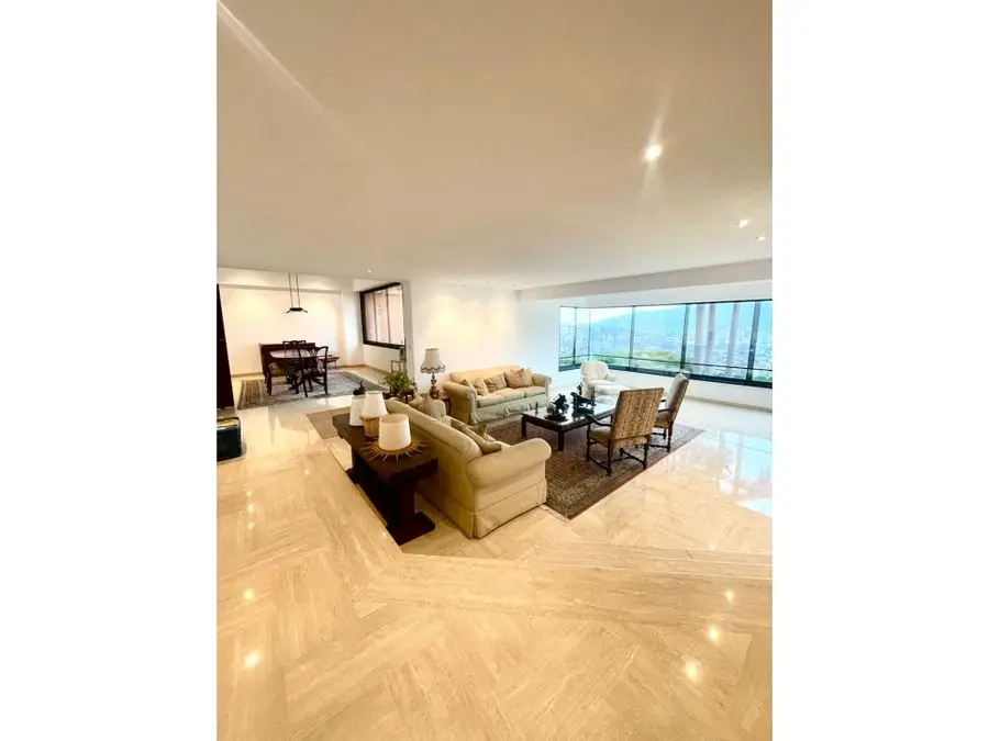 Alquilo apartamento 369m2 Lomas de San Román 9839 - 2