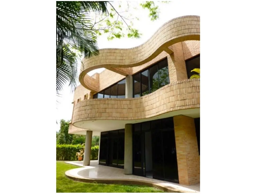 En venta/alquiler 3 casas 700m2 c/u El Peñon 3081