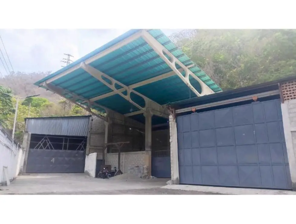 Alquilo galpón 300m2 Guayabal-Guarenas 4733