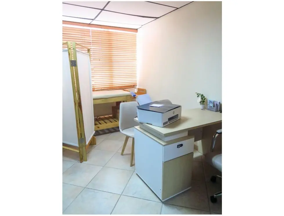 Consultorios en alquiler en Torre Maracaibo, Av. Libertador - 10