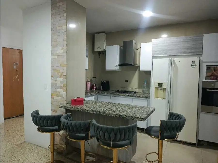 Vendo apartamento 60 Mts2 Las Fuentes El Paraiso 2780 - 3