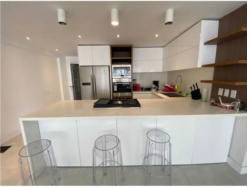 Se alquila Apto 165m² 4h/4b/2p Los Palos Grandes