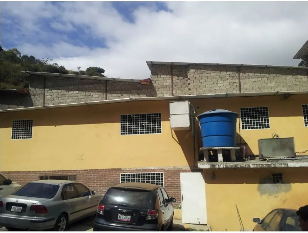 Se vende galpón 1310m2 Mariches 4009 - 4