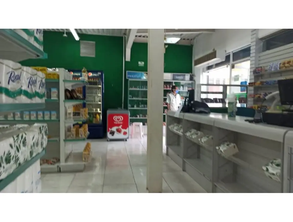 Vendo local 1170m2 Altamira 0461 - 6