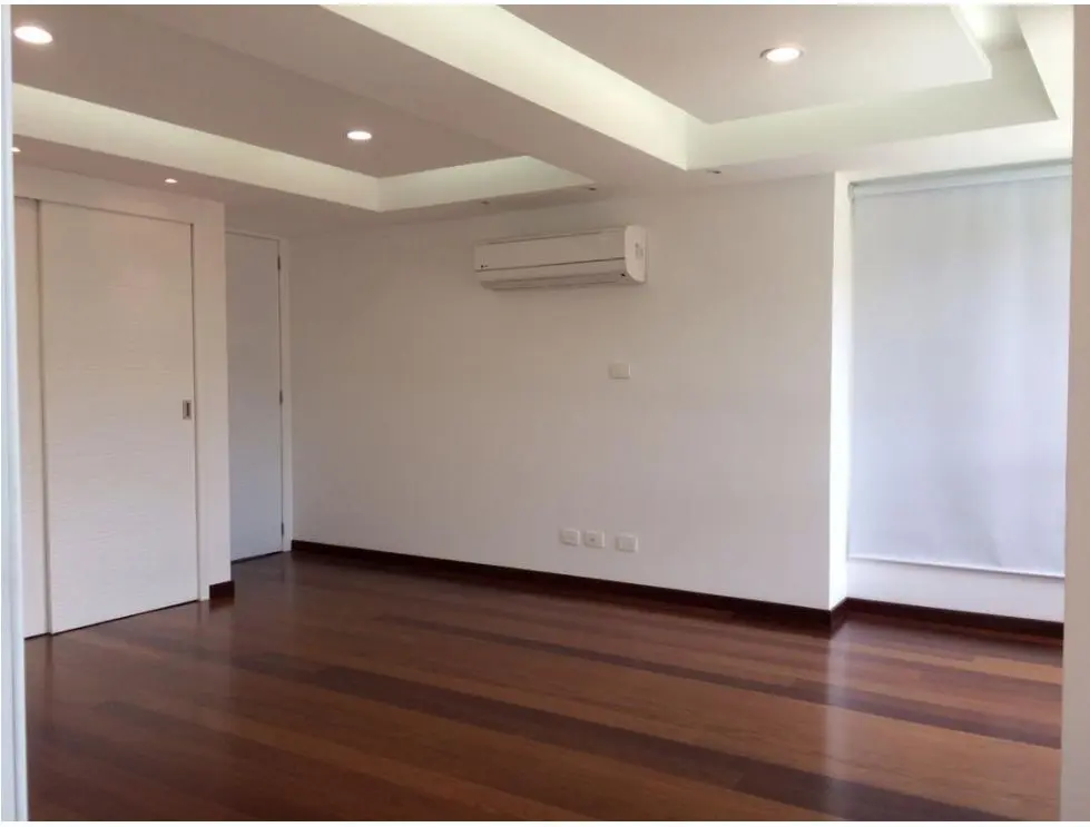 Se vende PH de 500 M² 4h/7b/4p Lomas del Sol - 2