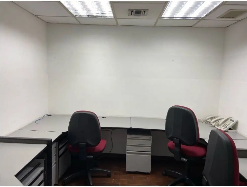 Se vende oficina 223m2 Chacao 9674 - 5