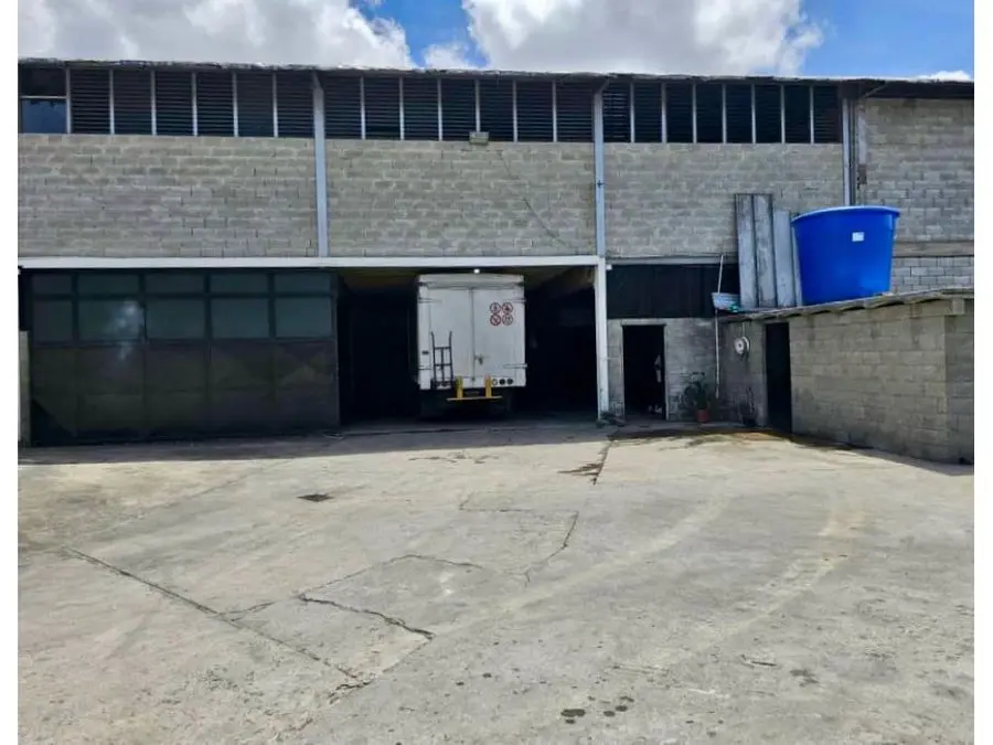 Vendo galpón industrial 3.900m2 Zona Industrial de Carrizal 4786 - 3