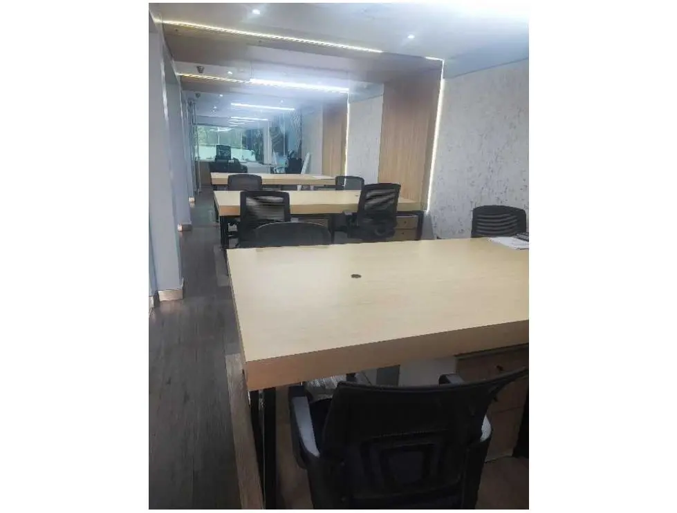 Se vende/alquila local comercial 1006m2 Chuao 1716 - 23