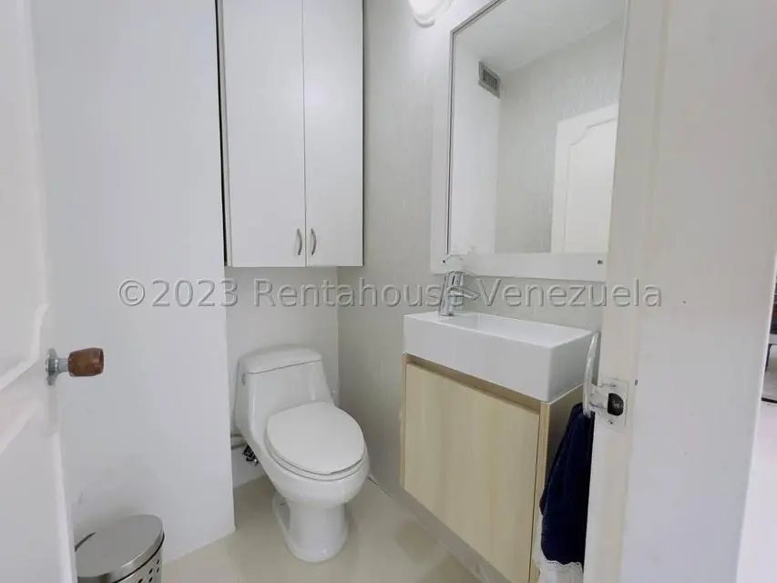 Apartamento (1 Nivel) en Venta en La Bonita, Distrito Metropolitano - 5