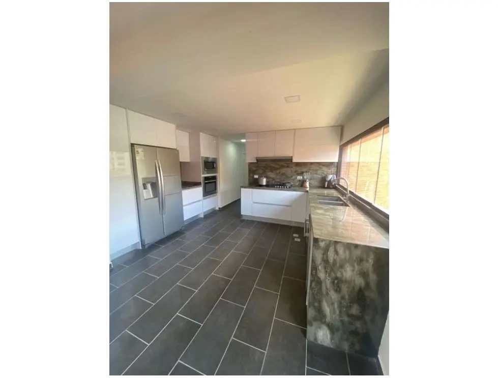 Se vende PH 400m2 Colinas de Valle Arriba 9917 - 5