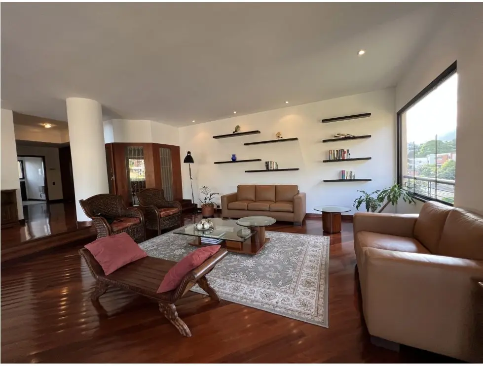 Se Vende Ph/400M2/3h+s/4b+s/3p/Los Palos Grandes/7951 - 9