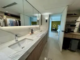 View 18