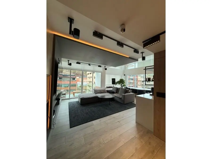 Vendo/alquilo Ph 170m2 Las Mercedes 0206 - 5