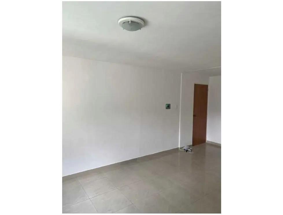Alquilo oficina 35mts Las Mercedes 9625
