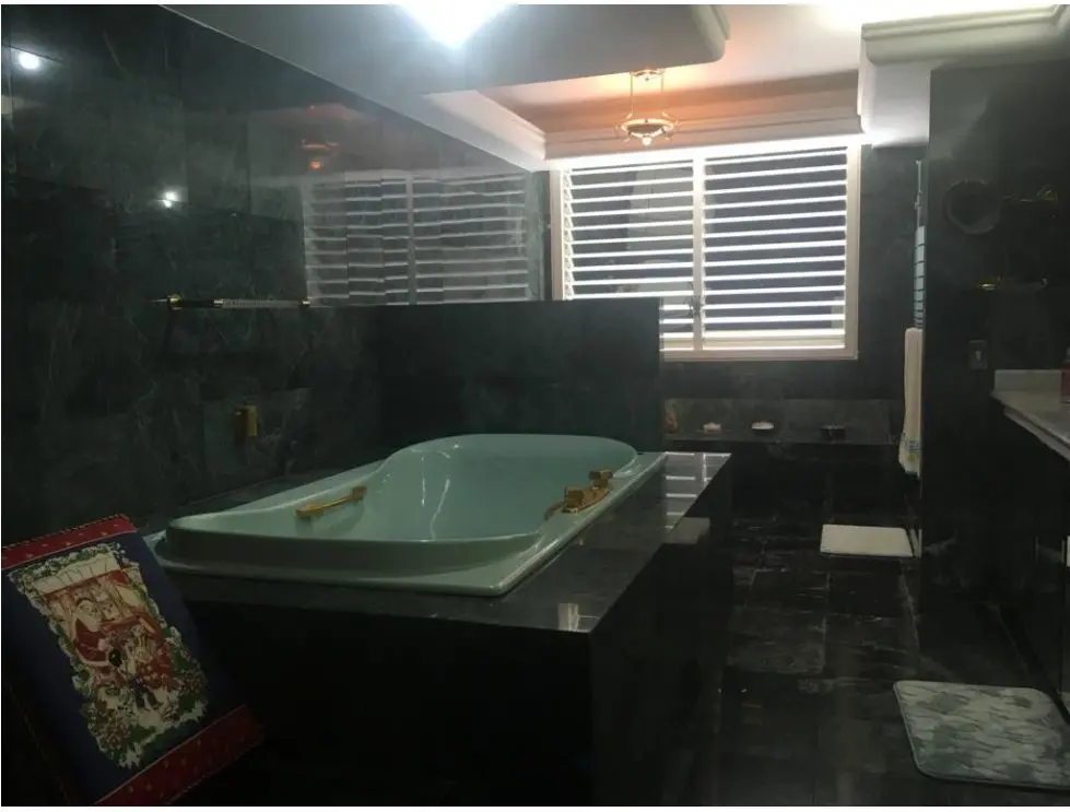 Se vende PH 1000m2 Los Chorros 9915 - 19