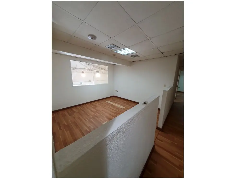 Venta de excelente Galpón en Chacao 308m2 - 14