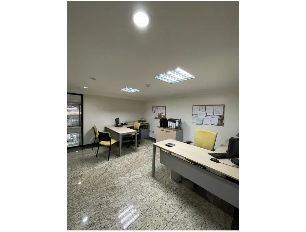 En venta edificio de 1490m2/10b/10p Los Chaguaramos - 30