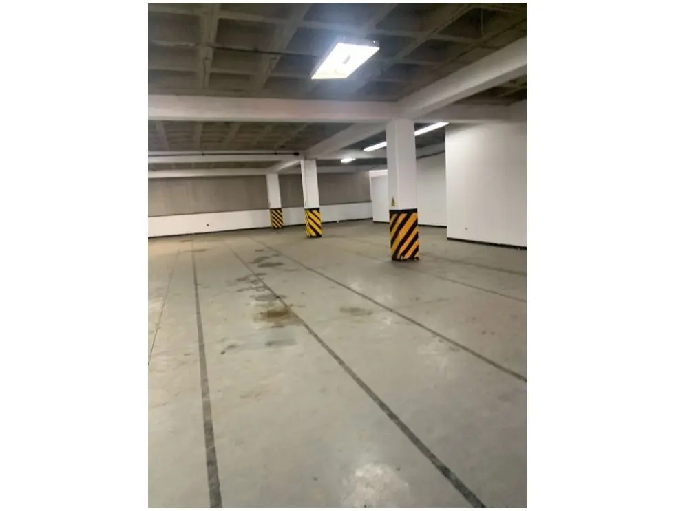 Vendo galpón 4000m2 La Urbina 1649 - 4