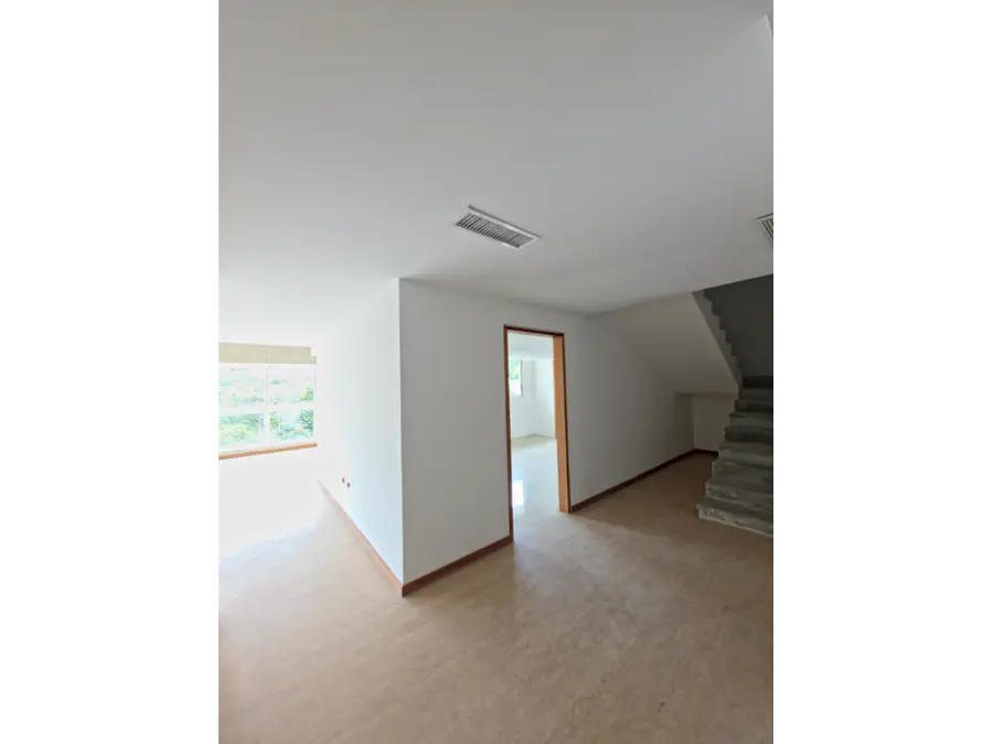 PENT HOUSE EN VENTA 205 M2 - URB LOMAS DE LAS MERCEDES - 3