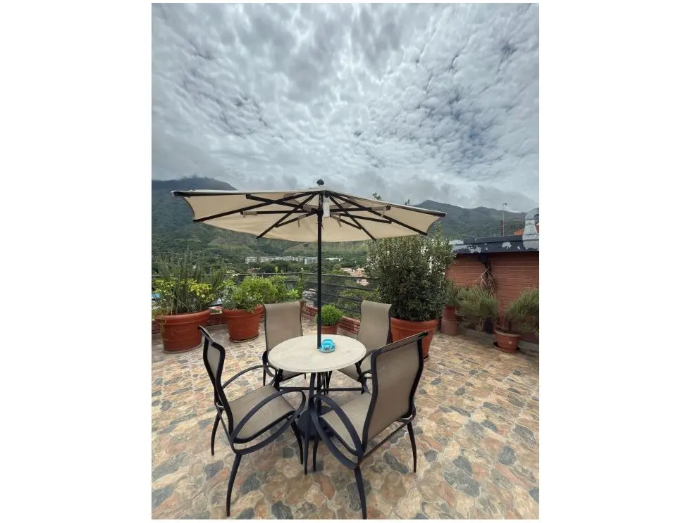 SE VENDE O ALQUILA PENTHOUSE DUPLEX EN LOS CHORROS - 12