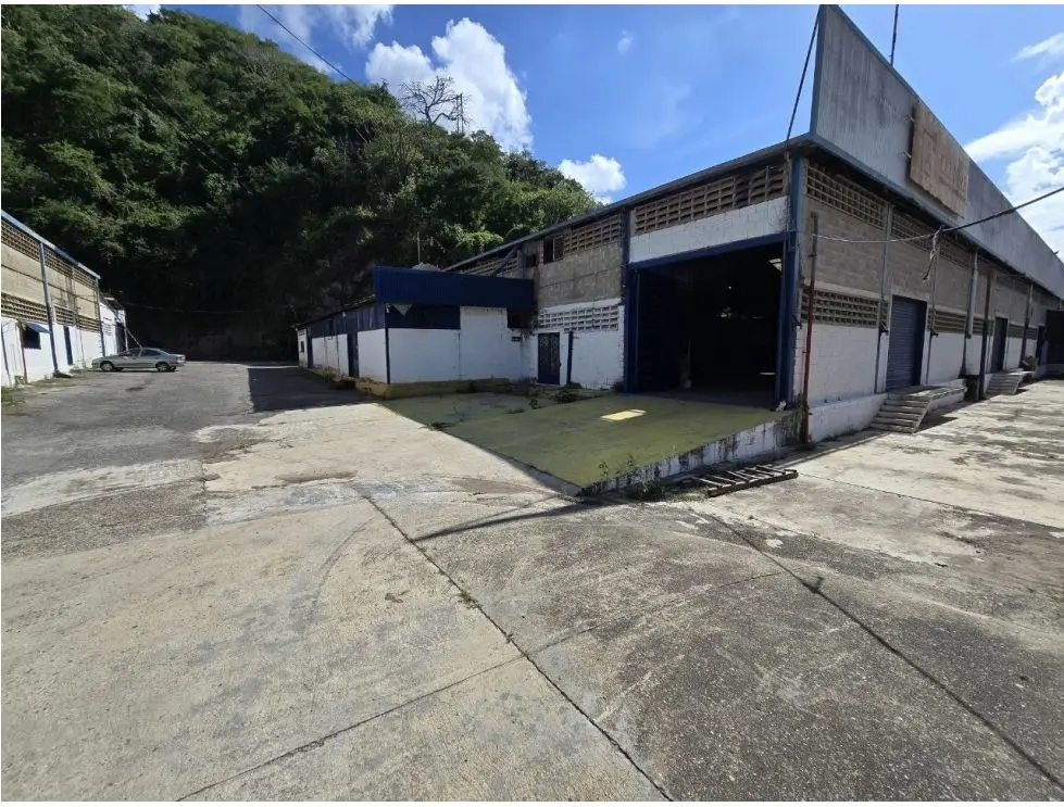 Alquiler de Galpon Industrial en Caucaguita Mun. Sucre (L-C-5)