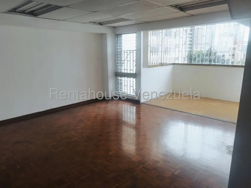 Apartamento (1 Nivel) en Venta en Bello Monte, Distrito Metropolitano - 10