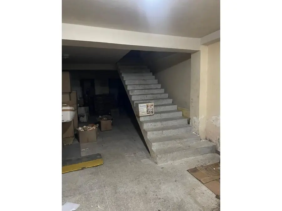 Se vende edificio 7pisos inversionista 1380m2 Altavista. 8472 - 4