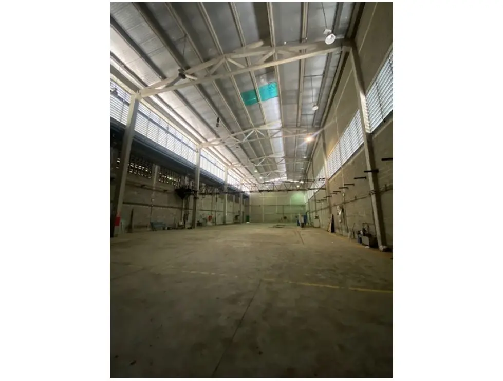 Vendo galpón industrial 6.596m2 Guatire 4615 - 6