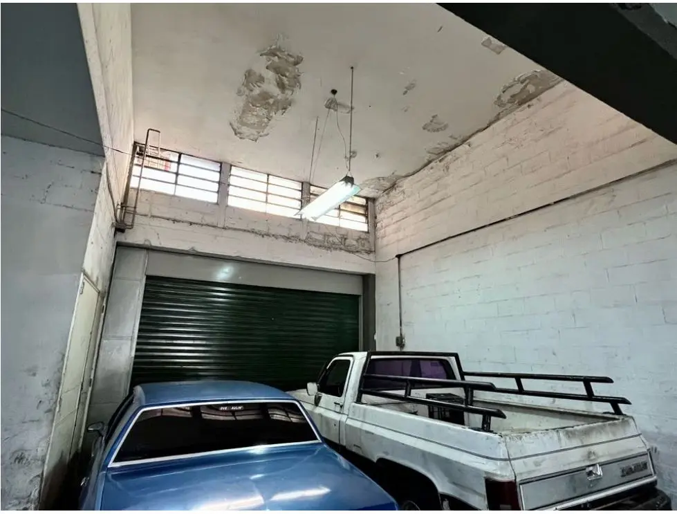 En Venta Galpon Edificio Industrial en San Martin. Libertador Caracas - 7