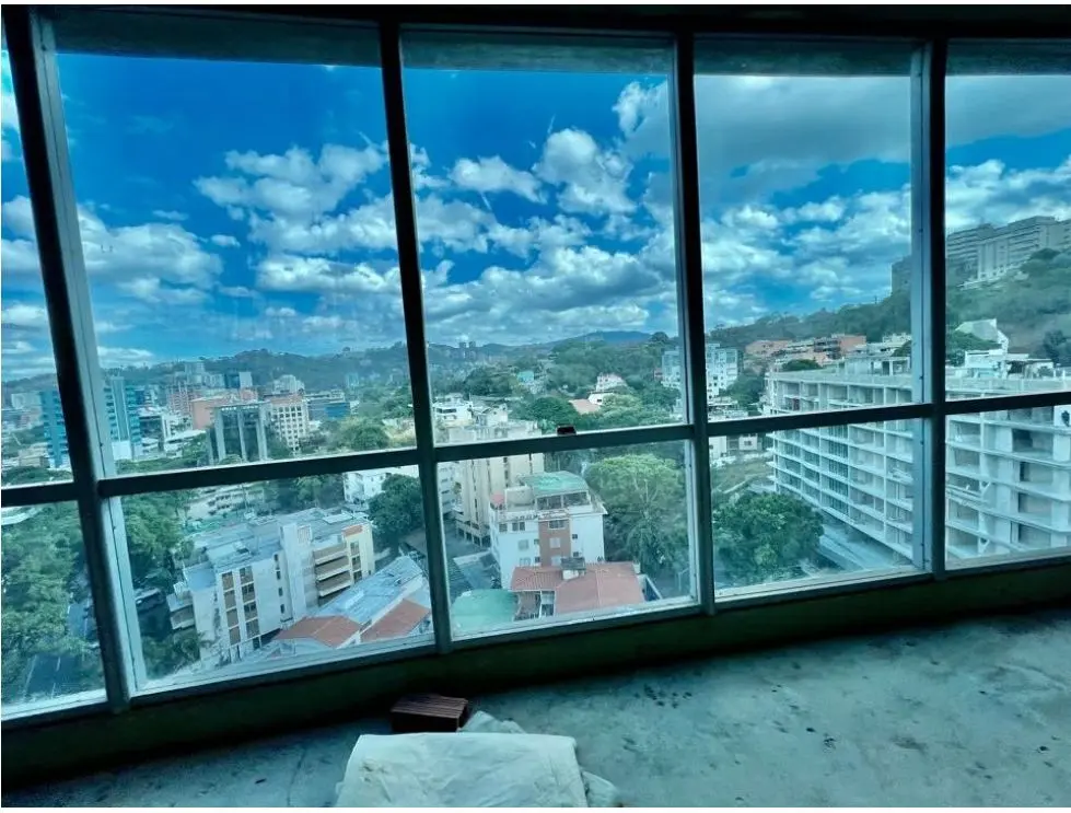 Se vende oficina 87m2 Las Mercedes