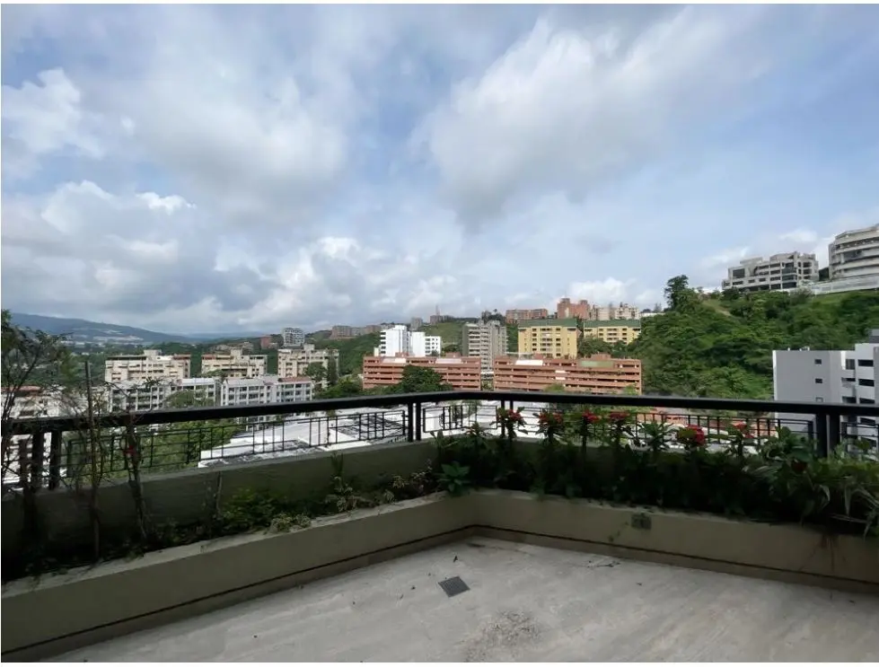 Se vende/Alquila PH 760m2 4h+2s/5.5b+s/6p Colinas de Valle Arriba 2312 - 10