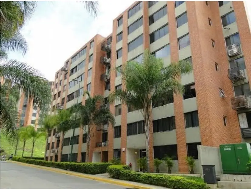 Se alquila habitación 17m2 Los Naranjos Humboldt 0750