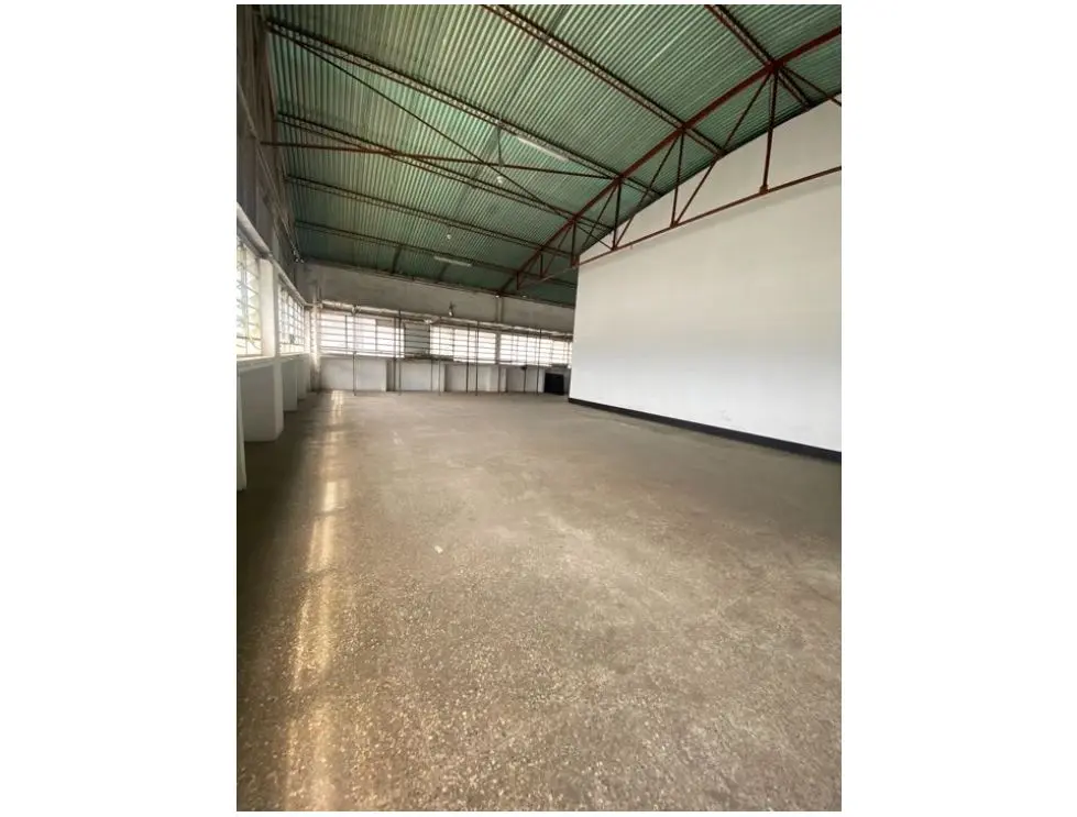 Alquilo piso industrial 755m2 Boleita Norte 4916 - 3
