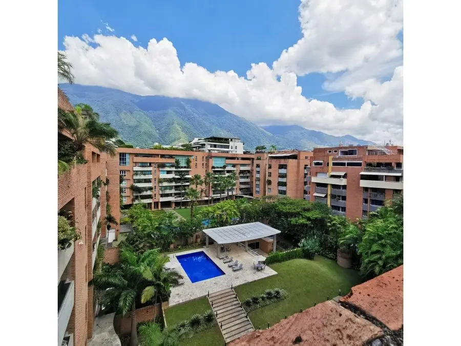 Alquilo Apartamento en Campo Alegre $8.000 - 13