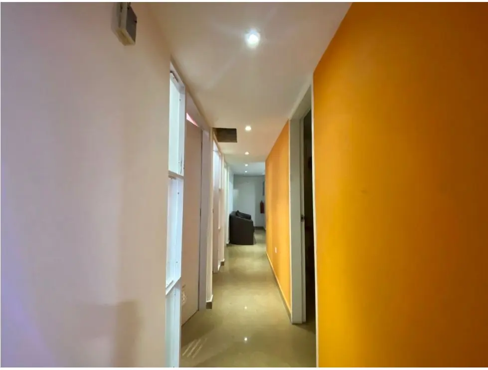 Se vende Local Comercial 260 m² en Chacao - 3
