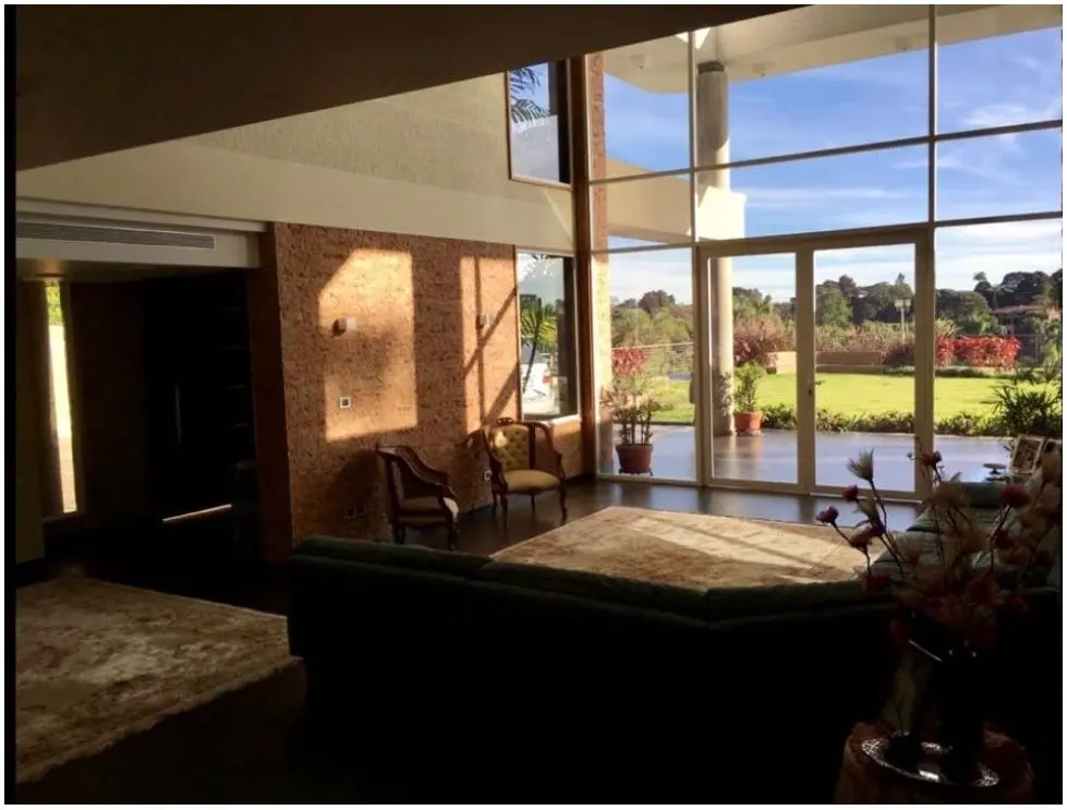 Se vende casa 800m2 La Lagunita 6474 - 6