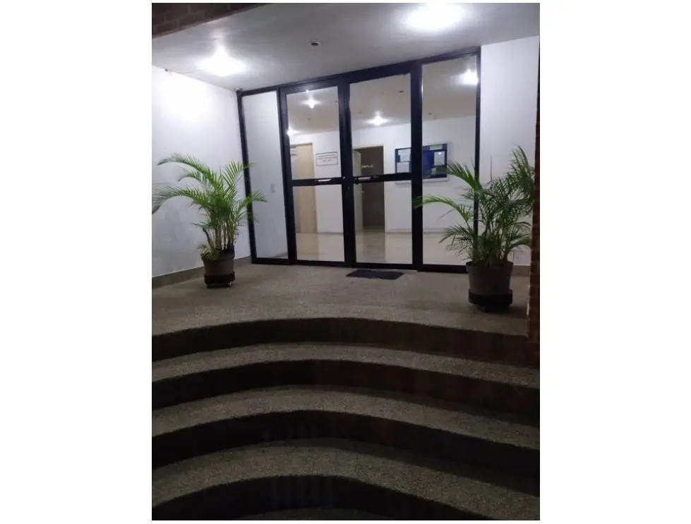 Vendo PH 237mts2 5h+s/5.5b/4pe Las Acacias - 2