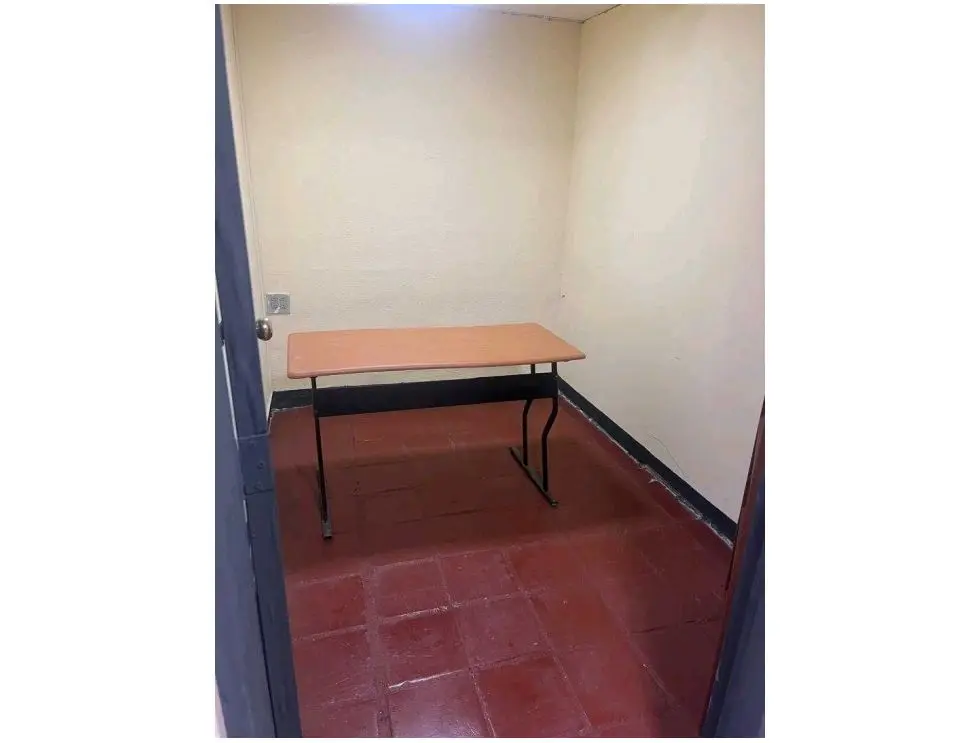 Alquilo anexo uso comercial 150m2 La Florida 5500 - 7