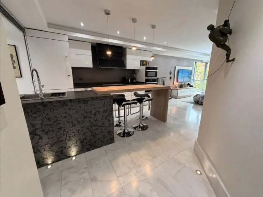 Exclusivo Apartamento en Venta en la Castellana Bella - 9