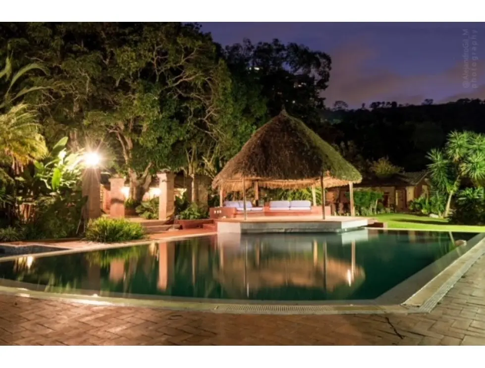 Se vende caballeriza 30.000m2 Parque Caiza 1828 - 2