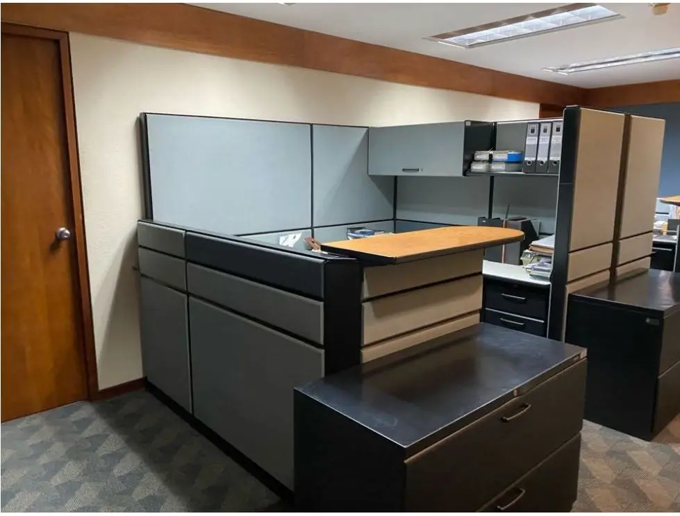 Se vende oficina 1155m2 El Rosal - 17