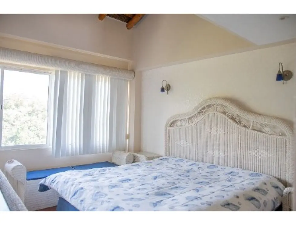 Se vende PH 230m2 5h/5b/6p Los Campitos 1685 - 24