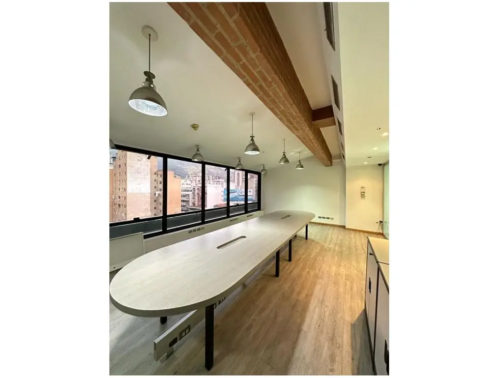 OFICINA EN ALQUILER 500 M2 - CHACAO - 13
