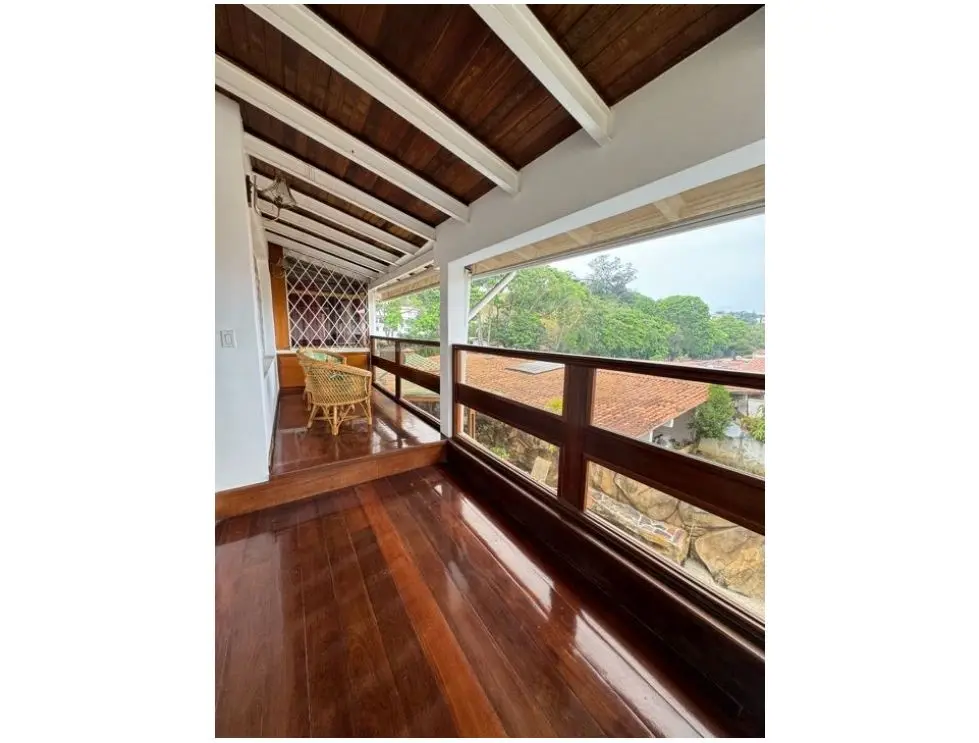 CASA EN ALQUILER 1.026 m2 - URB. ALTO PRADO - 22