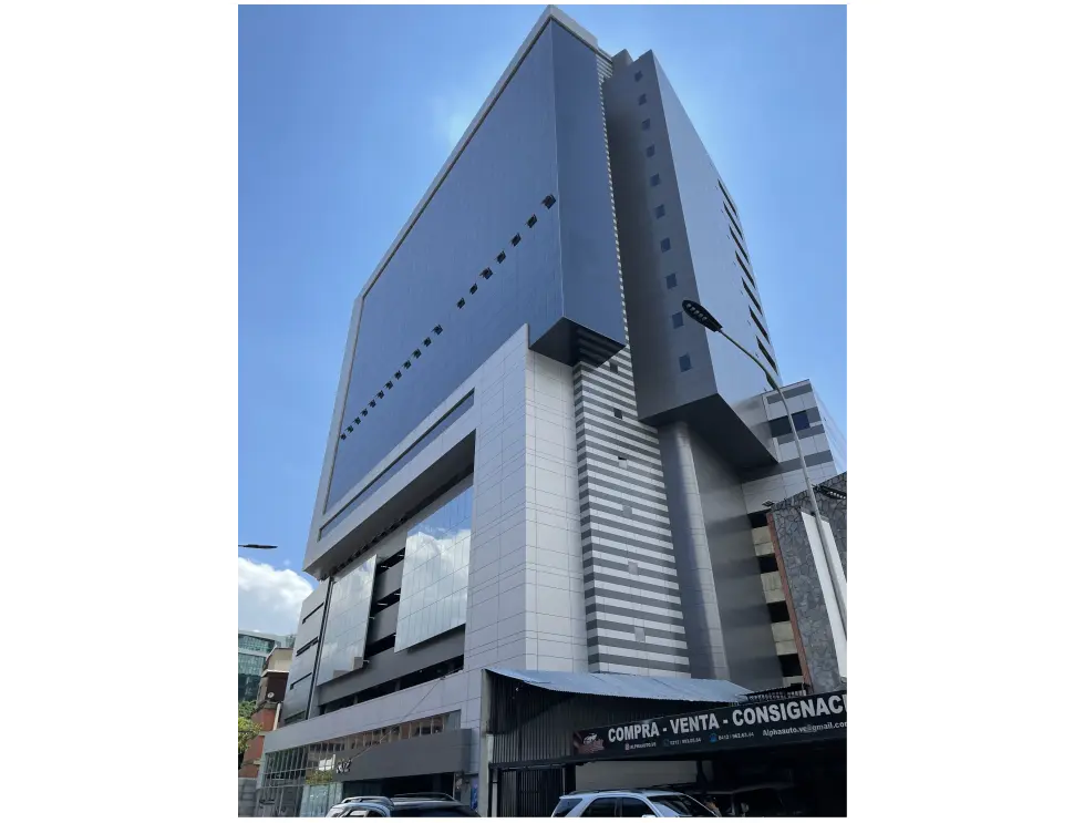 OFICINAS EN VENTA DESDE 130 M2 - URB. LAS MERCEDES - 24