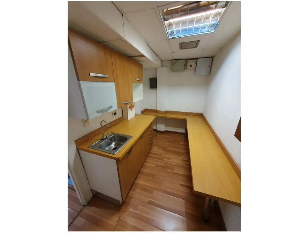 Venta de excelente Galpón en Chacao 308m2 - 16