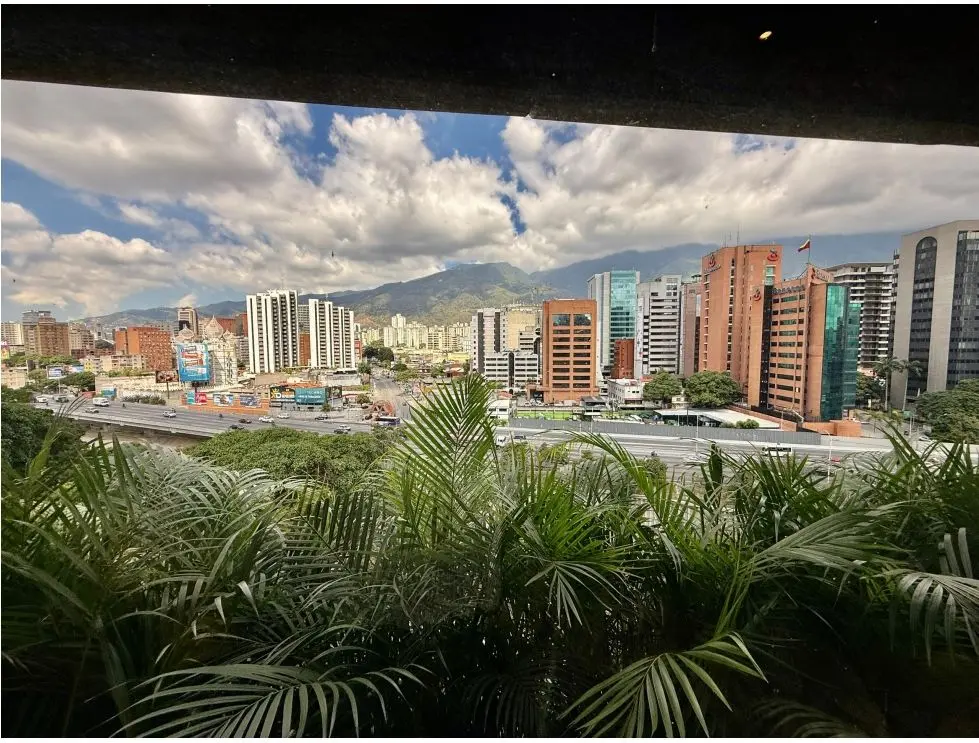 Se alquila apto 300m² 3h+1s/4b1s/4p Las Mercedes - 3