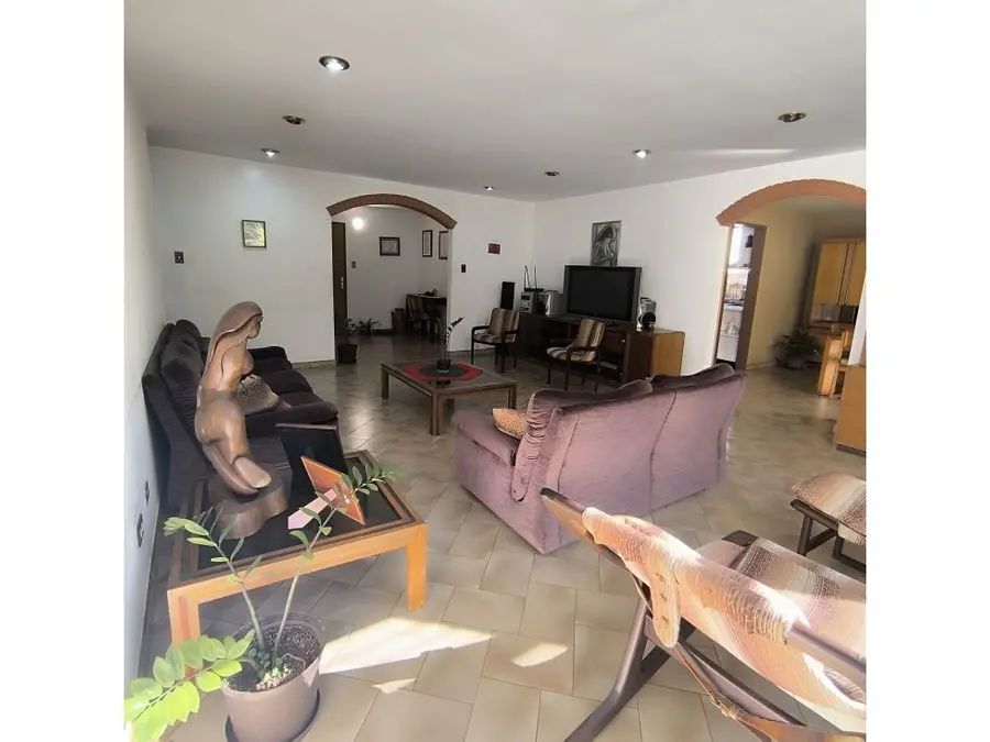 VENTA APTO CUMBRES DE CURUMO 163mts/3H+s/2B+s/1PE - 6