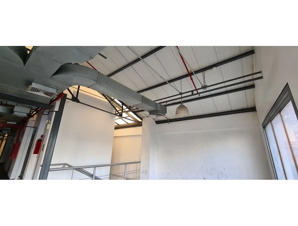 Alquilo local 600m2 La Hoyada 5063 - 8
